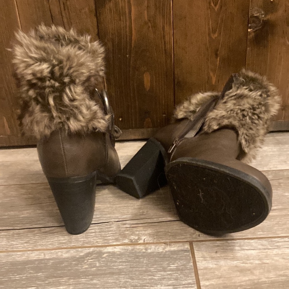 Sugar brand brown fur booties - Picture 8 of 10